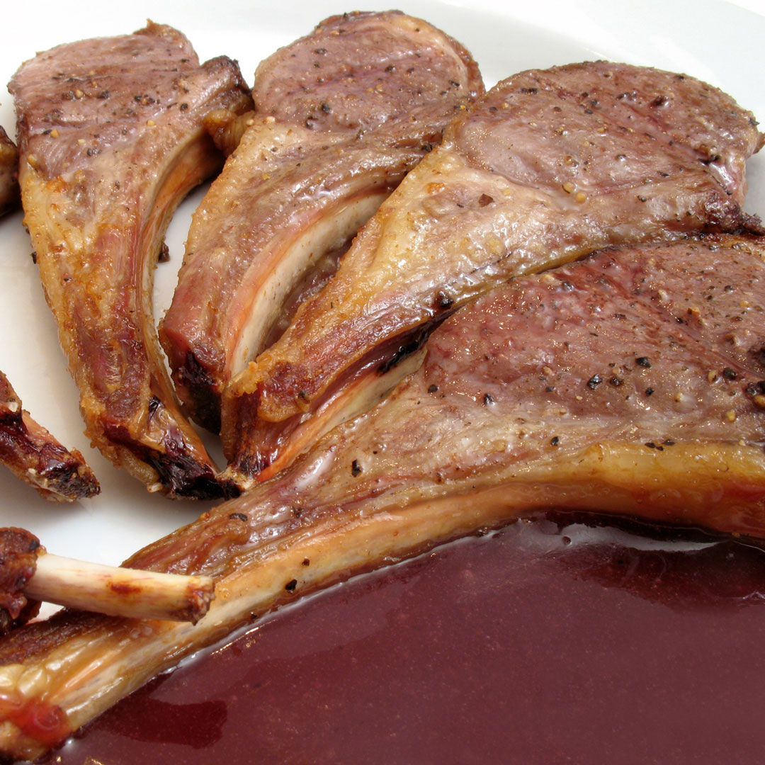 Broiled Lamb Chops With Red Wine and Oregano Marinade – Now Magazines